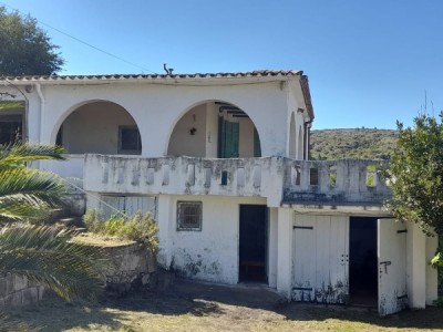 UNICA-  CASA CON FONDOS AL RIO- BALNEARIO EL DIQUECITO