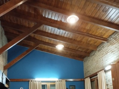 EXCELENTE PROPIEDAD CON PILETA Y QUINCHO