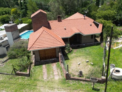 TANTI- CALLE IRLANDA- VILLA DOUMA