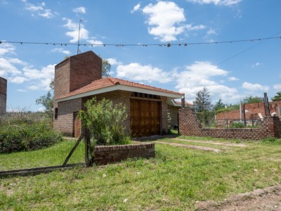 TANTI- CALLE IRLANDA- VILLA DOUMA