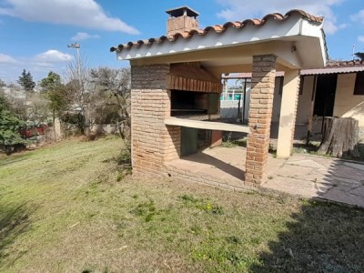 BARRIO MARI- MAT- SOBRE CALLE MARI- MAT- TANTI