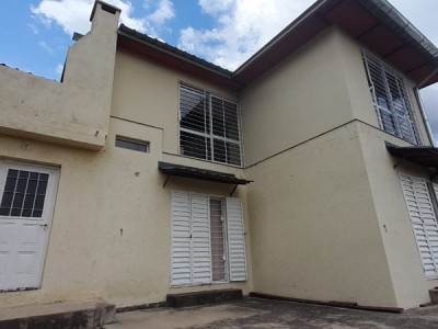 CASA EN VENTA EN TANTI- CALLE MENDOZA- CENTRO