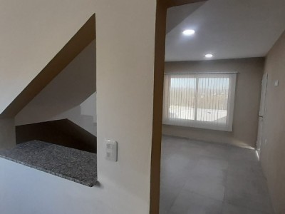 CASA A ESTRENAR-BARRIO LOS CHAÑARES- TANTI