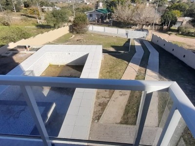 CASA A ESTRENAR-BARRIO LOS CHAÑARES- TANTI