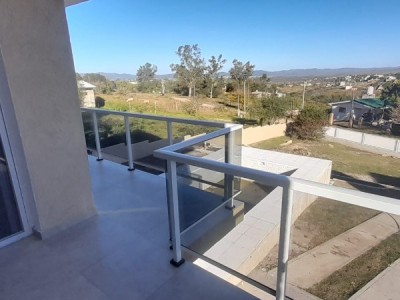 CASA A ESTRENAR-BARRIO LOS CHAÑARES- TANTI